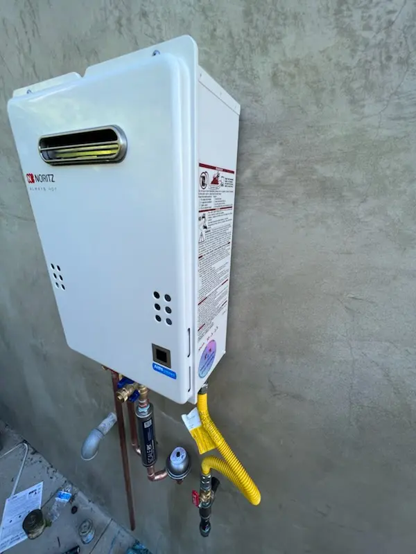 Tankless water heater installation for Davisburg homes